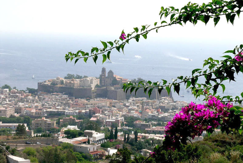 Hotel Bougainville Lipari  Buitenkant foto